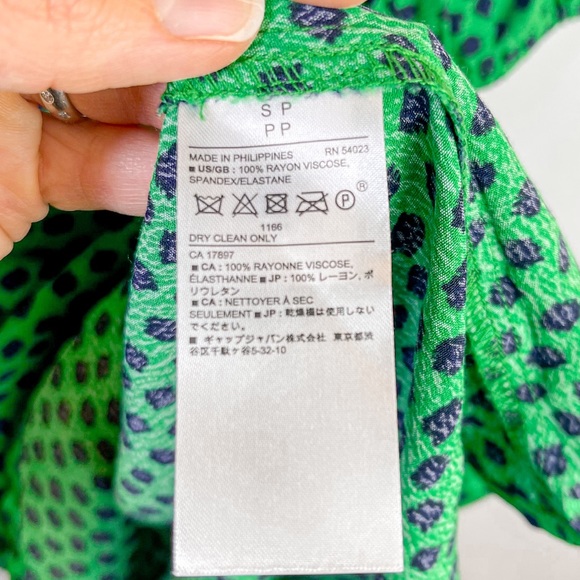 Banana Republic Balloon Sleeve Fit and Flare Dress Green SP - Picture 6 of 7